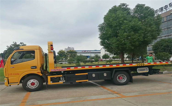 湘西定远24小时拖车救援电话号码，定远道路救援公司怎么收费的